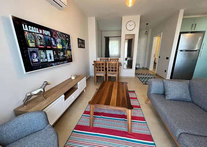 2+1 House In Center With Sea View And Big Private Garden *