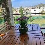 Apartament 2+1 House In Center With Sea View And Big Private Garden