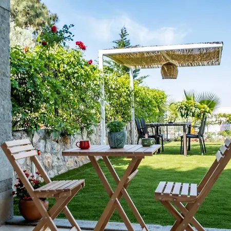 Apartament 2+1 House In Center With Sea View And Big Private Garden
